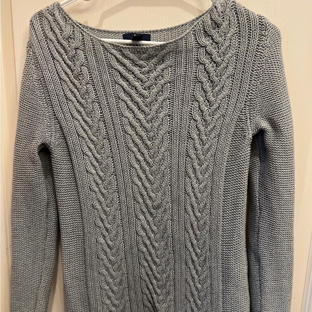 GAP Gray Cable Knit Crew Neck Sweater